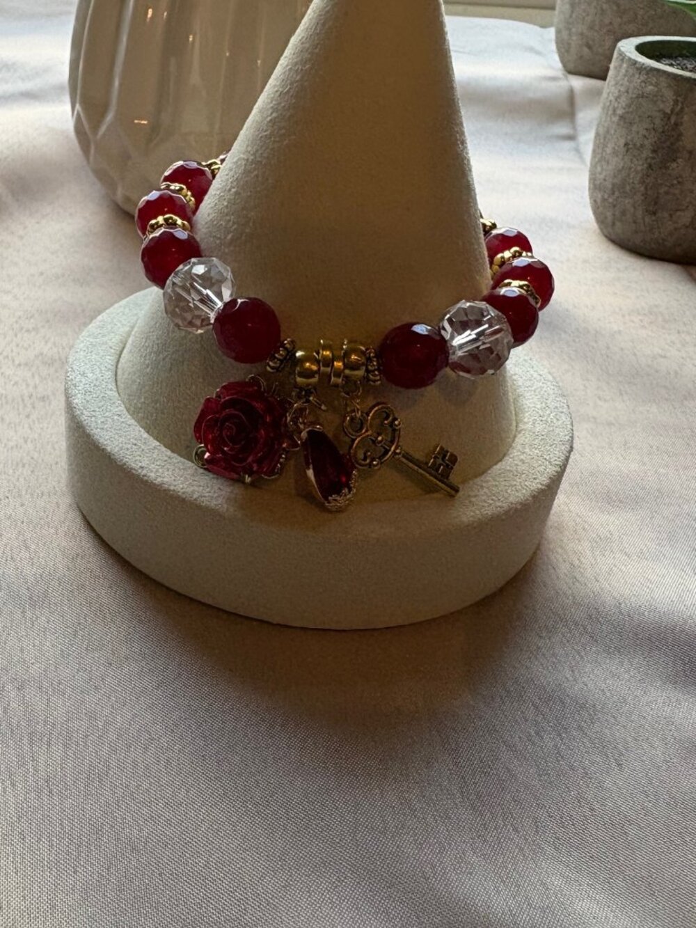 The Thorn & Flame Style: Red Agate bracelet